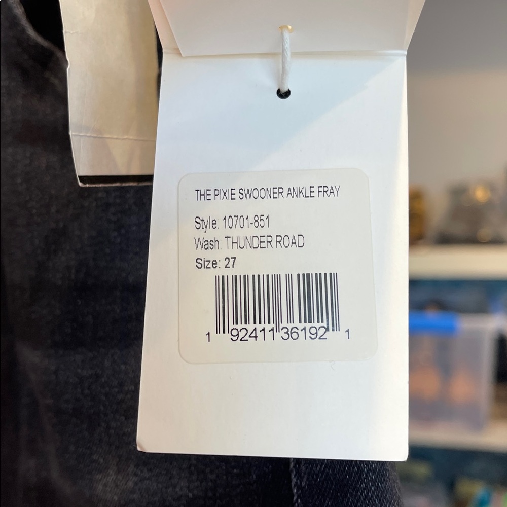 Mother The Pixie Swooner High Rise Ankle Fray Jeans Thunder Road Wash SZ 27 NWT - Picture 4 of 9